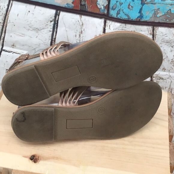 Maurices Womans 8 Brown Gold Twisted Strappy Sling Back Thong Faux Leather Sanda - Picture 6 of 8